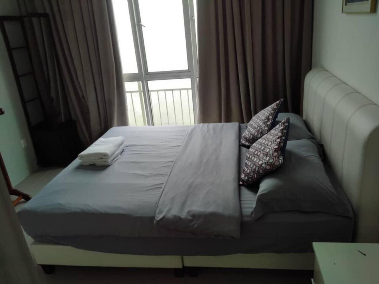 Play At Golden Hills Pangsapuri *